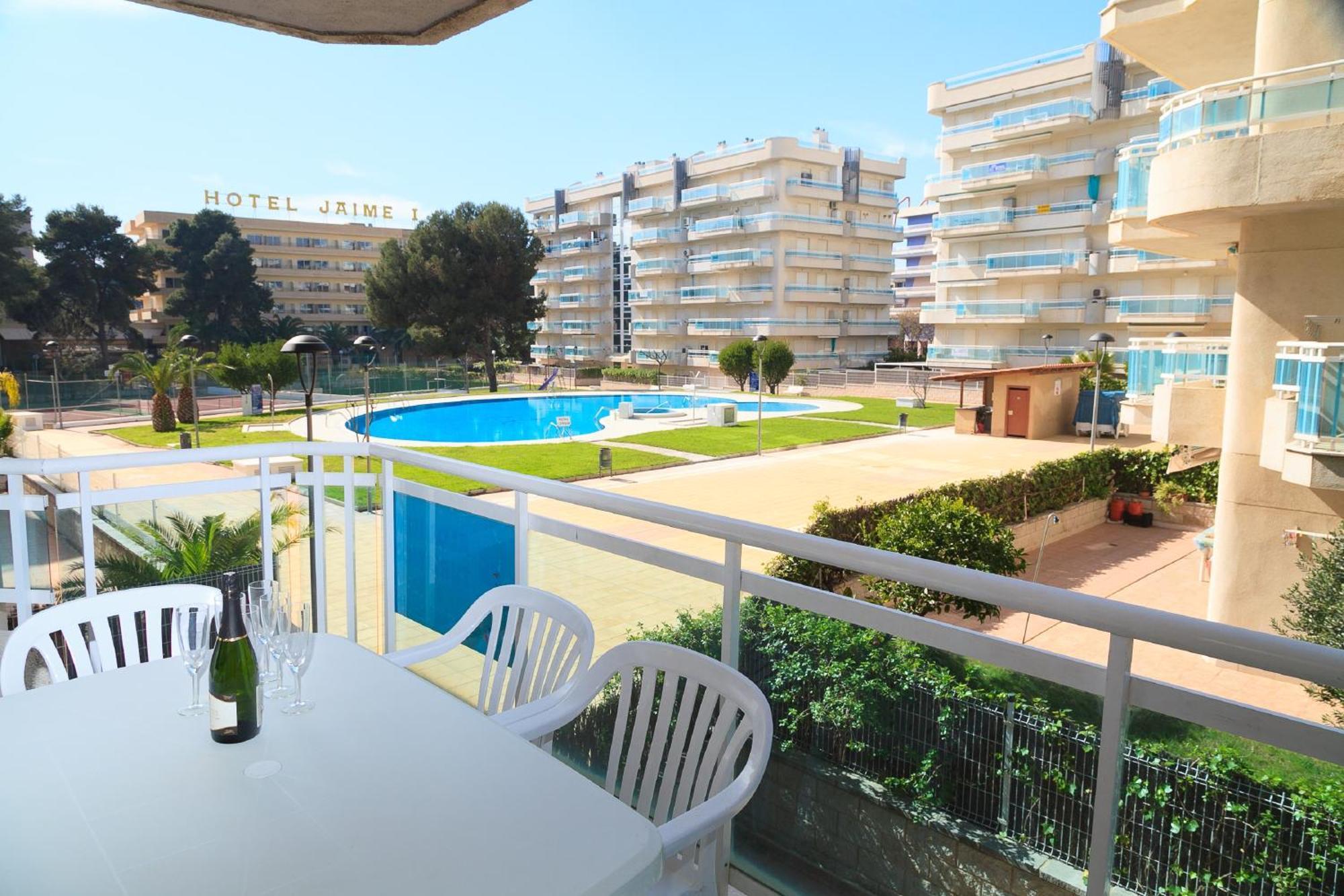 Uhc Larimar Family Complex Salou Exterior foto